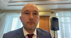Пів року під вартою, але із зарплатнею: суддя Тандир отримує щомісяця 63 тис. грн.